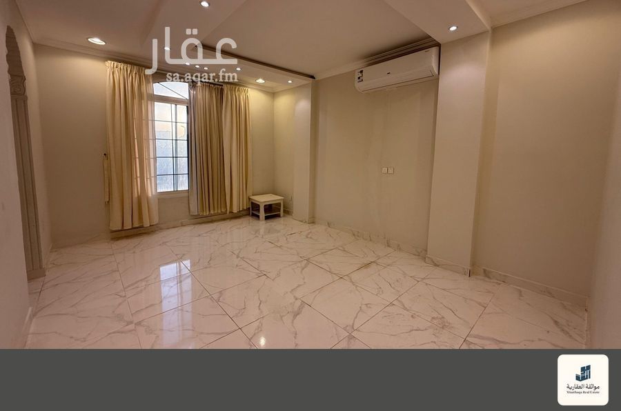5 bedroom villa in Al Aqiq, Eastern Province 9