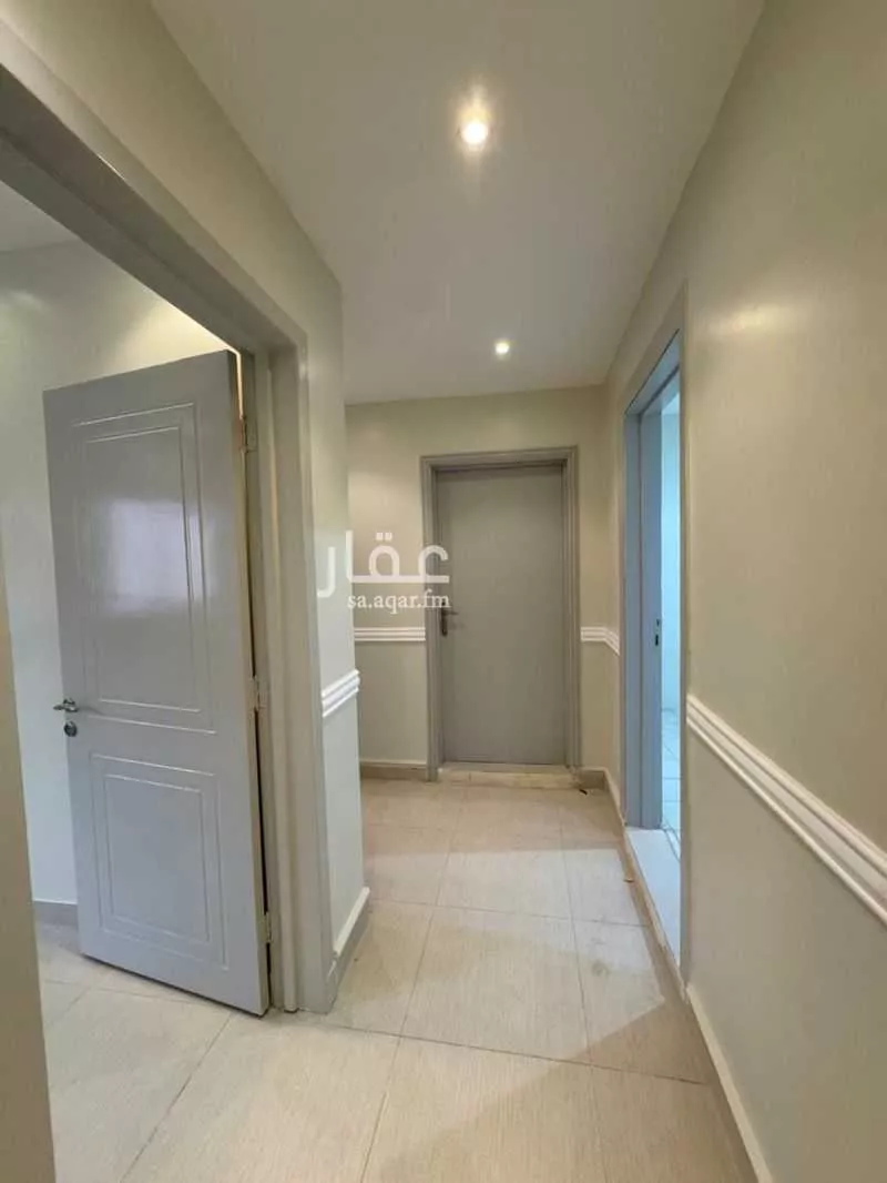 4 bedroom apartment in Dhahrat Laban 4