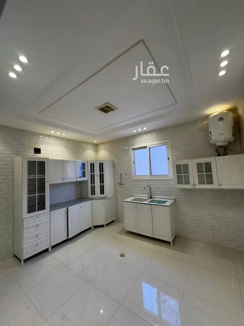 4 bedroom apartment in Dhahrat Laban 3