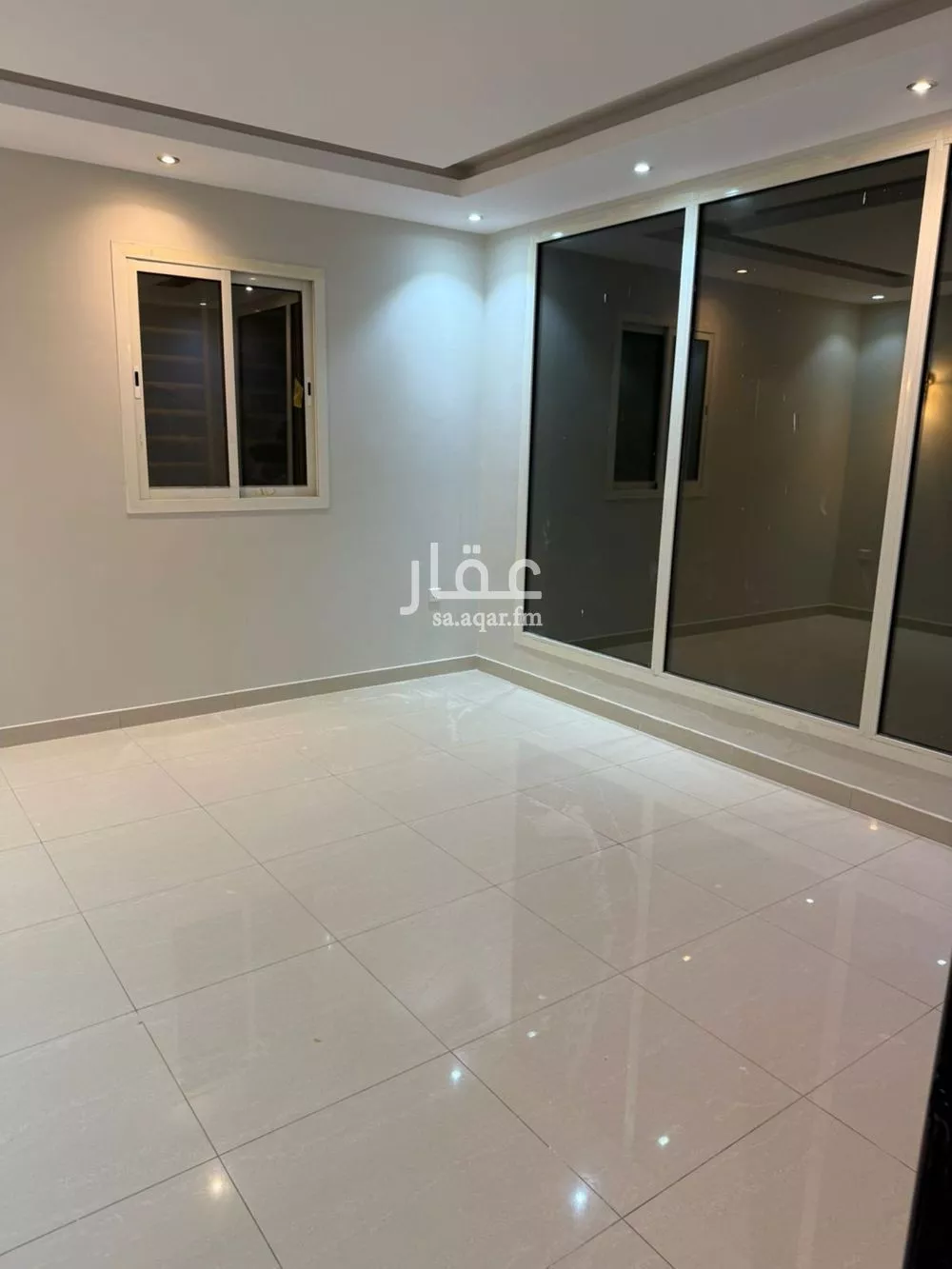 3 bedroom apartment in Al Yasmin 4