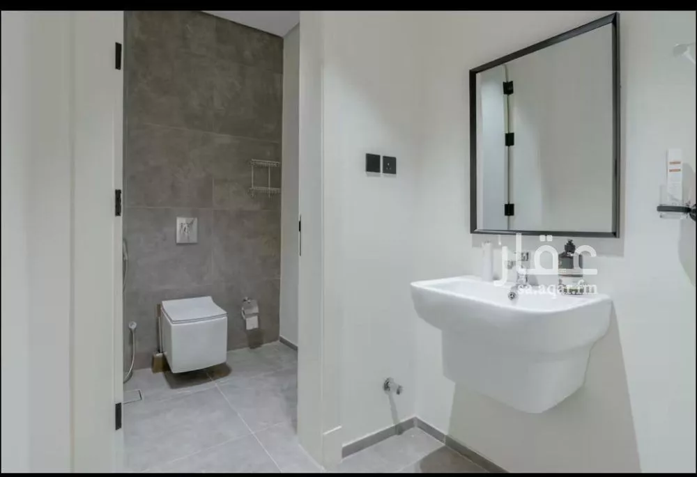 2 bedroom apartment in Al Malqa 1