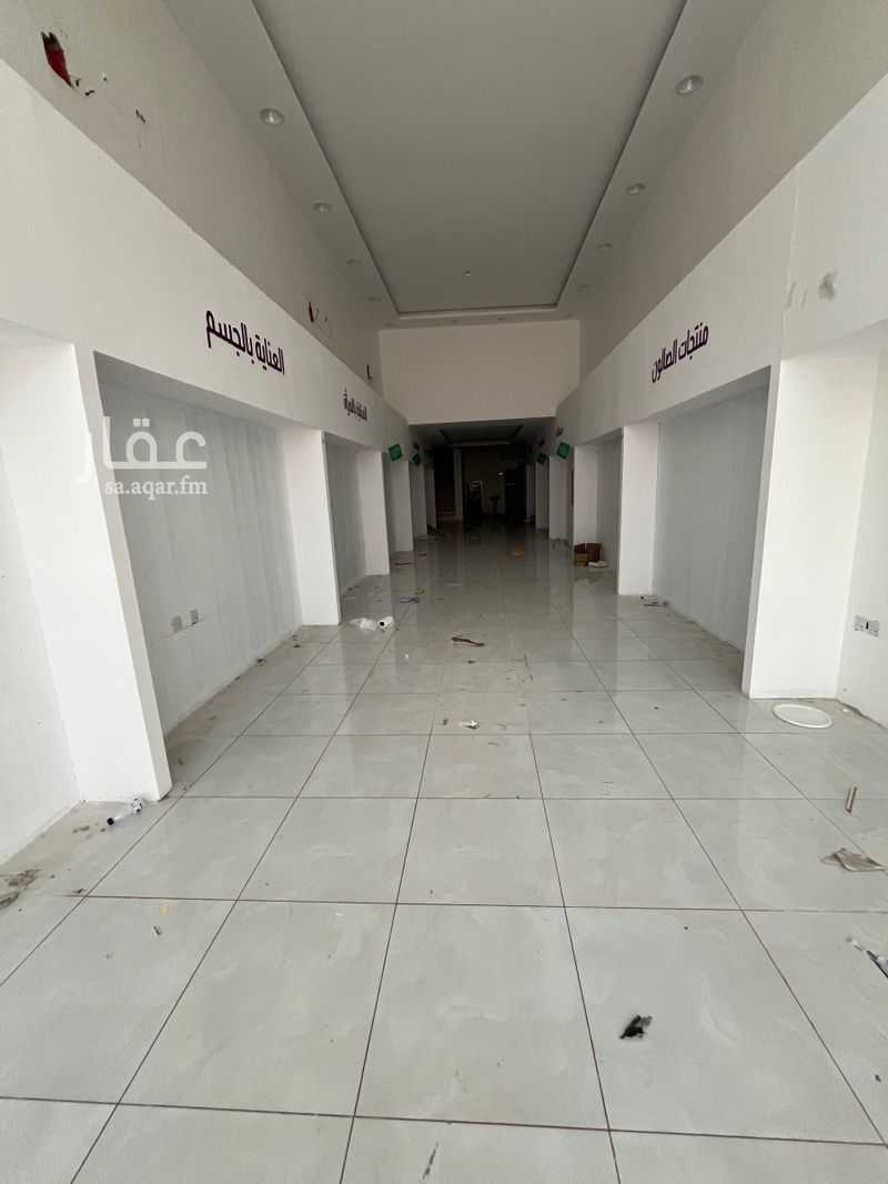 shop in Al Hazm, Riyadh 3