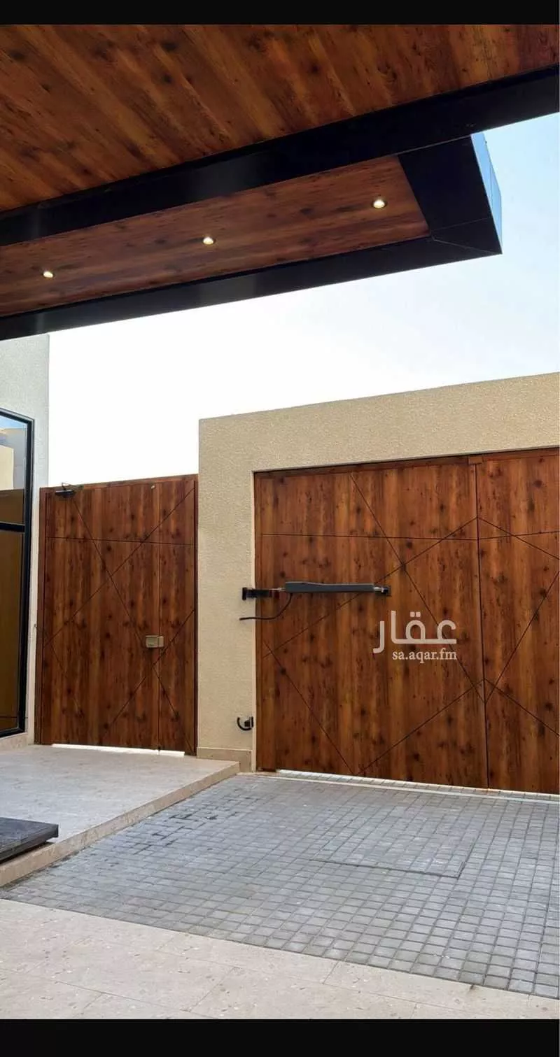 فيلا 5 غرف في السيف 5