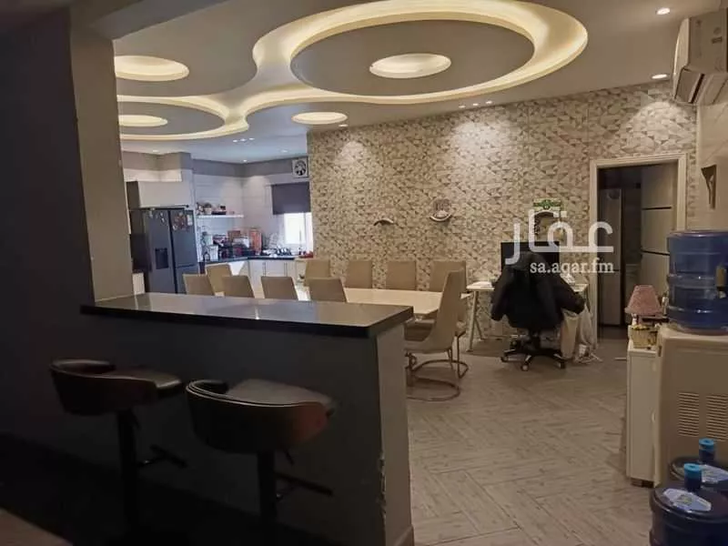 622 sqm building in Batha Quraysh 3