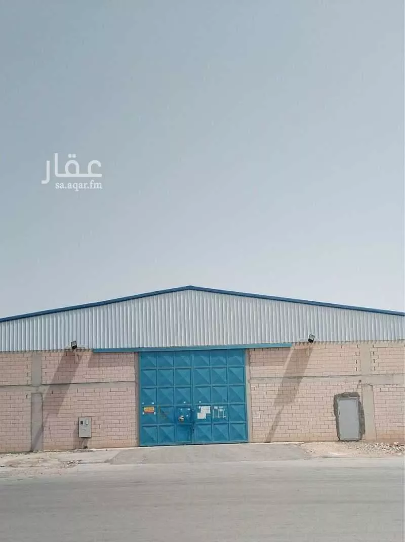 مستودع 1200 م² في الفاروق 3