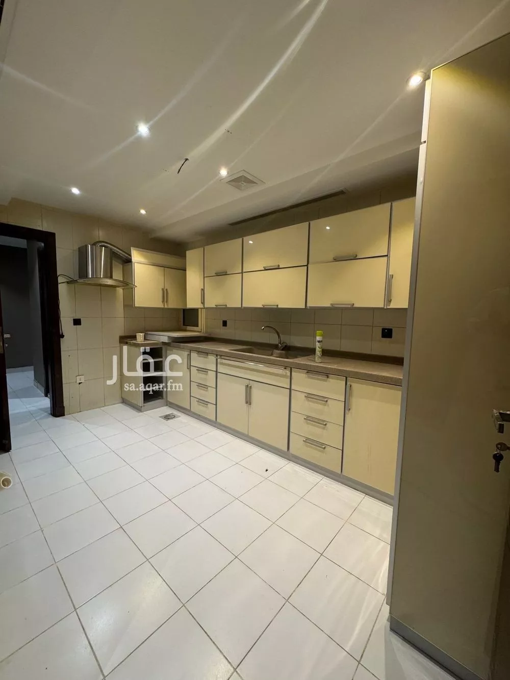 5 bedroom apartment in Al Shati, Jeddah 16