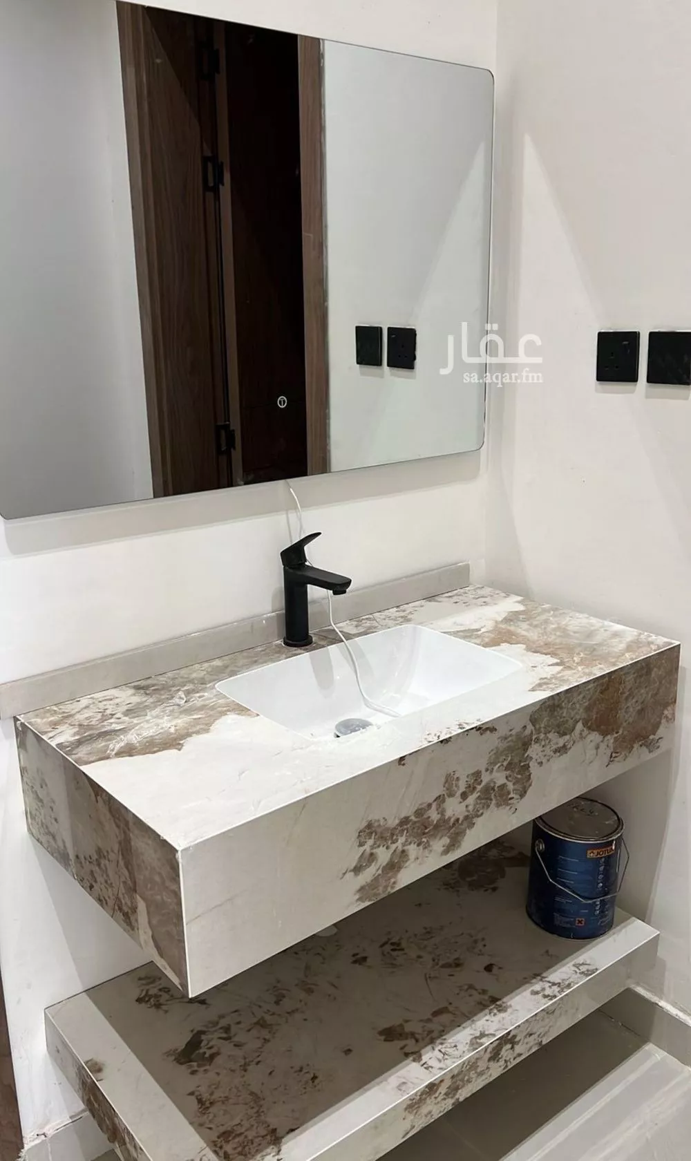 4 bedroom floor in Okaz 5