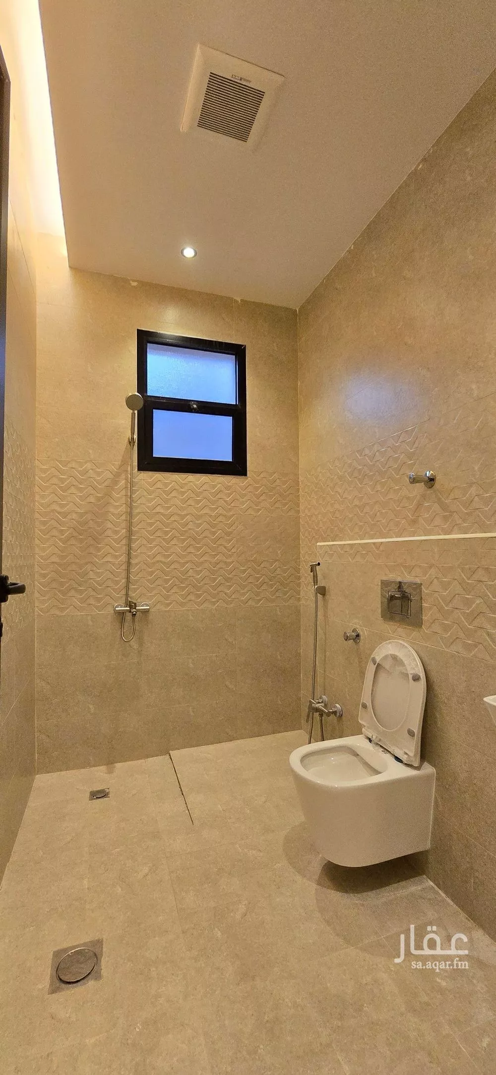 شقة 4 غرف في بدر 4