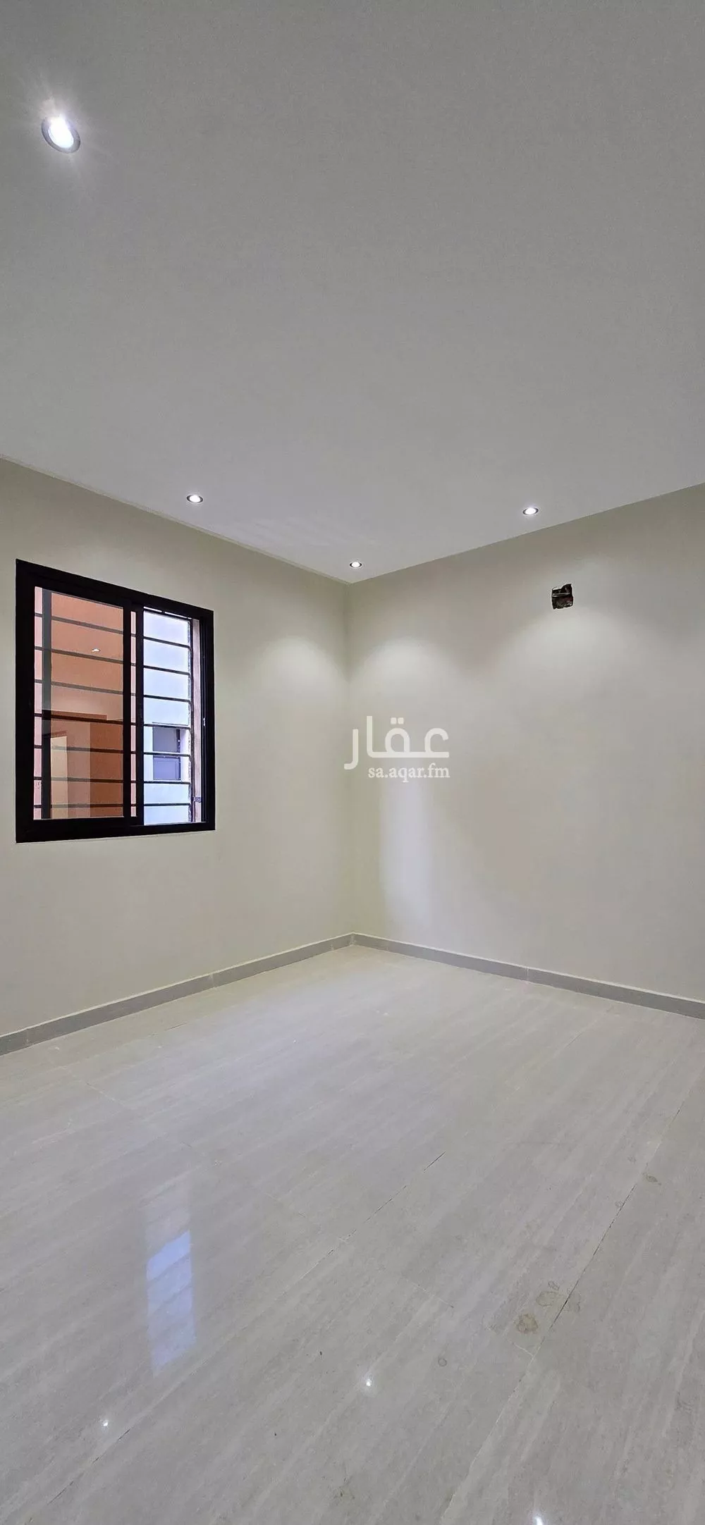 3 bedroom floor in Okaz 3