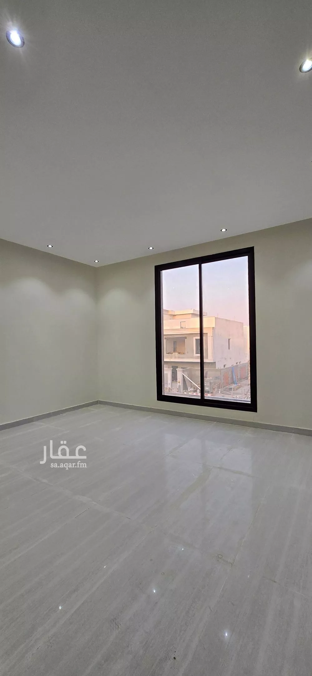 3 bedroom floor in Okaz 2