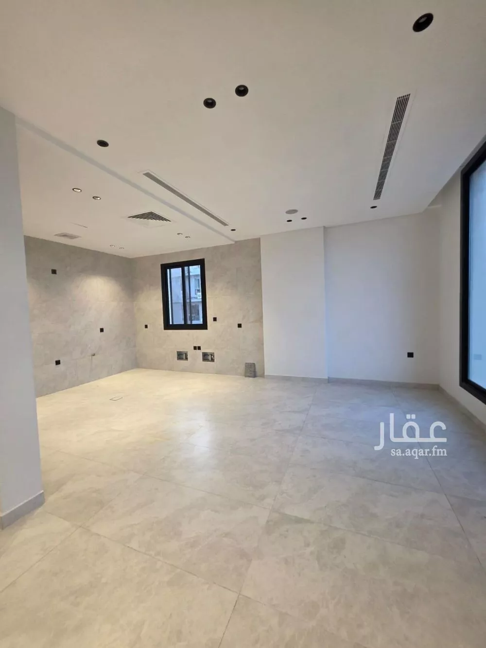 7 bedroom apartment in Al Zahra 2