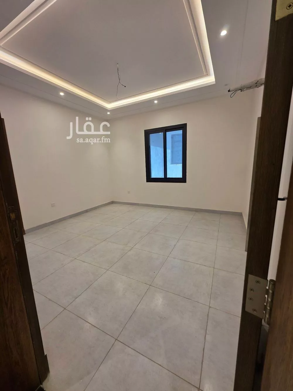 شقة 4 غرف في الواحة 3