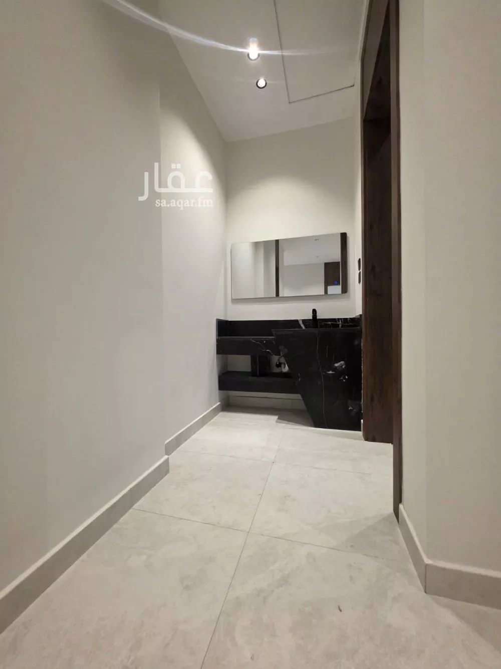 7 bedroom apartment in Al Zahra 4