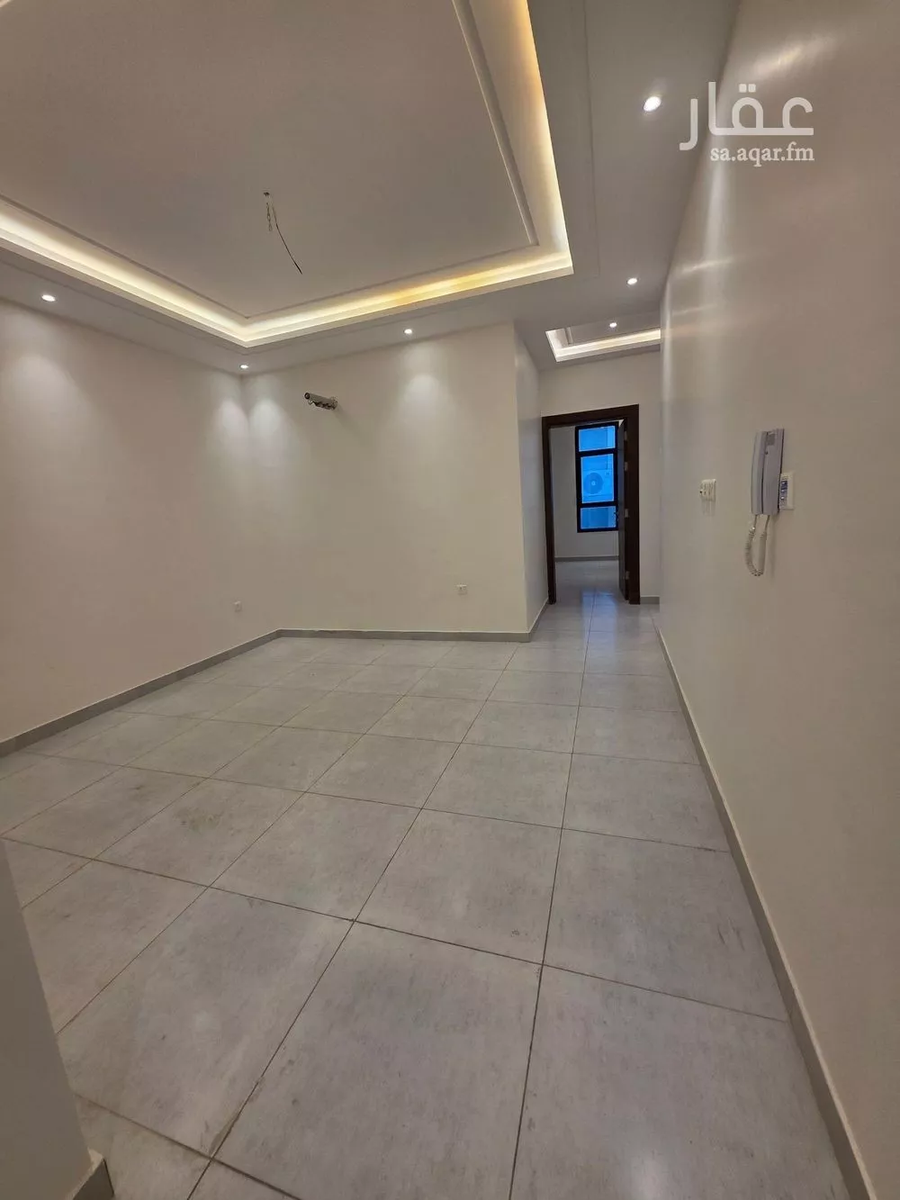 شقة 4 غرف في الواحة 2