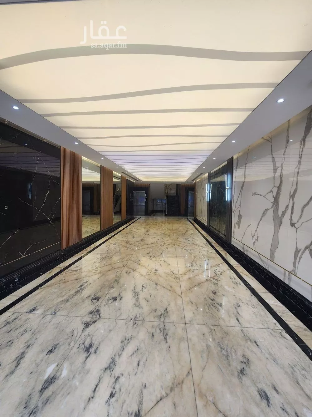 شقة 5 غرف في الواحة 2