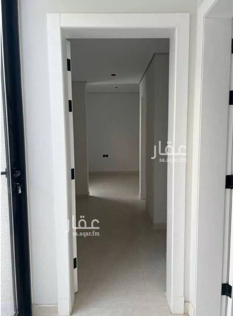 فيلا 4 غرف في العارض 4