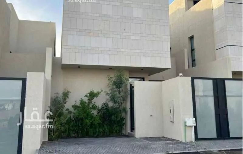 فيلا 4 غرف في العارض 3