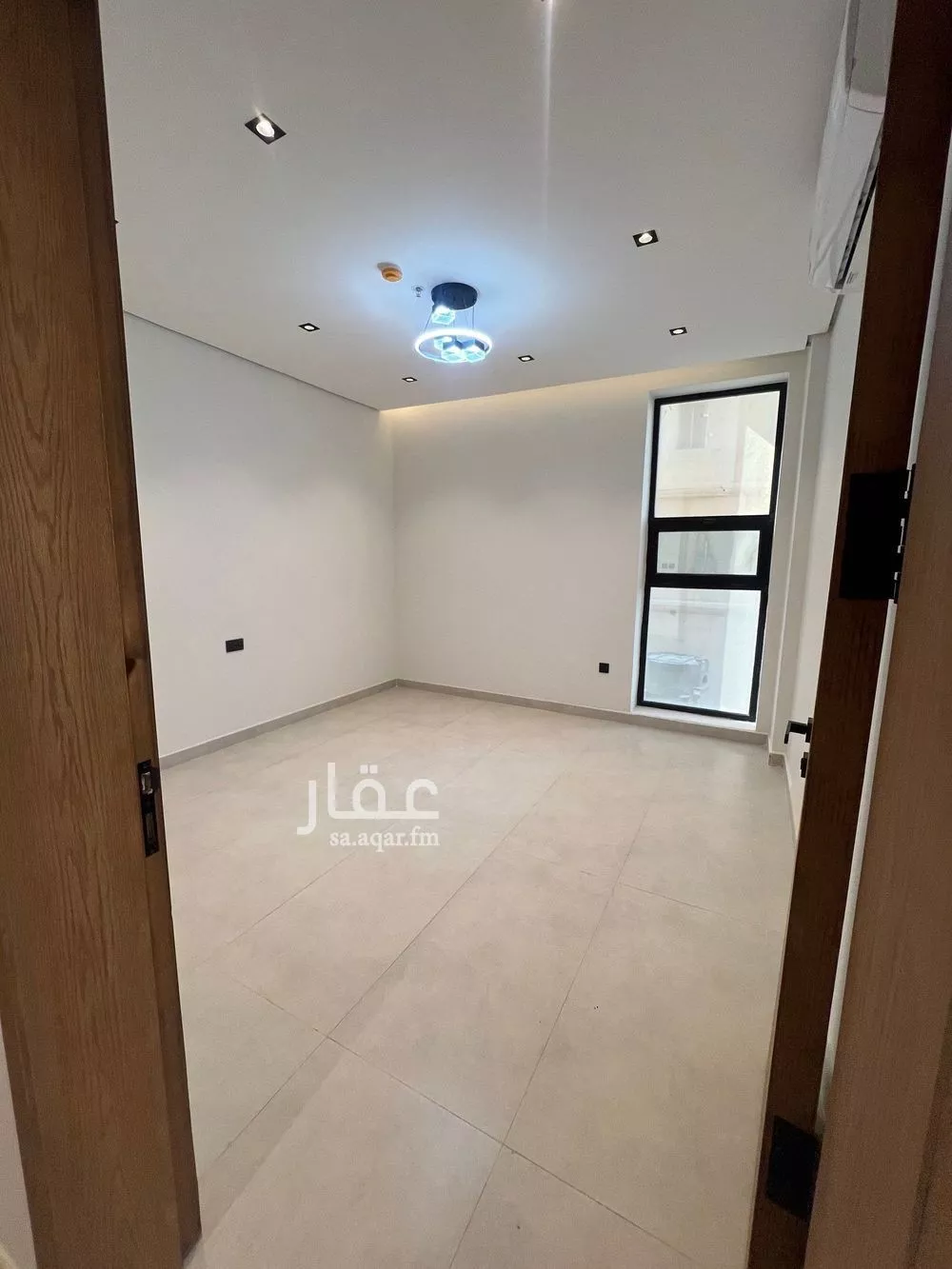 شقة 4 غرف في الحمرا 4