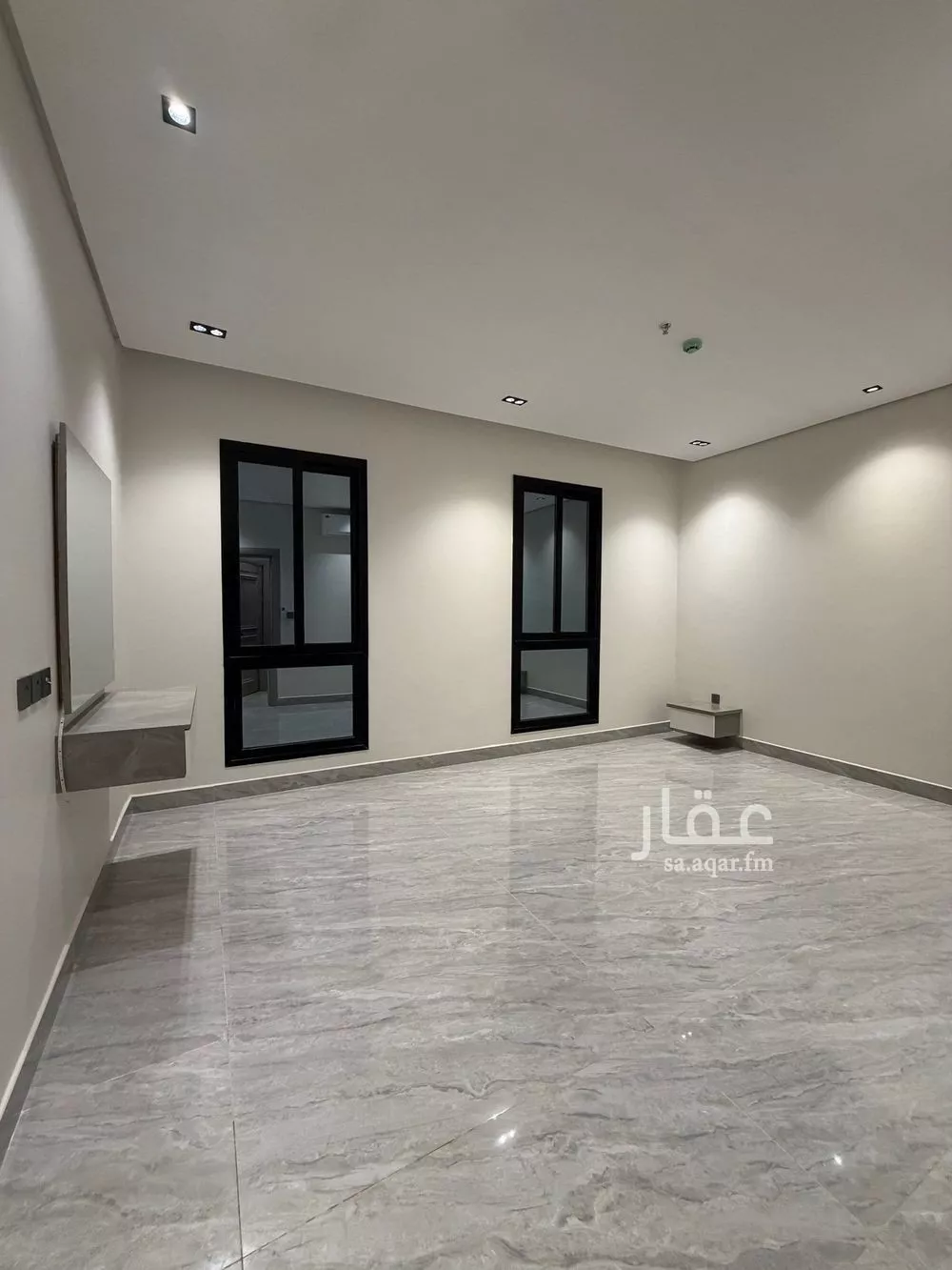 شقة 1 غرف في الحمرا 4