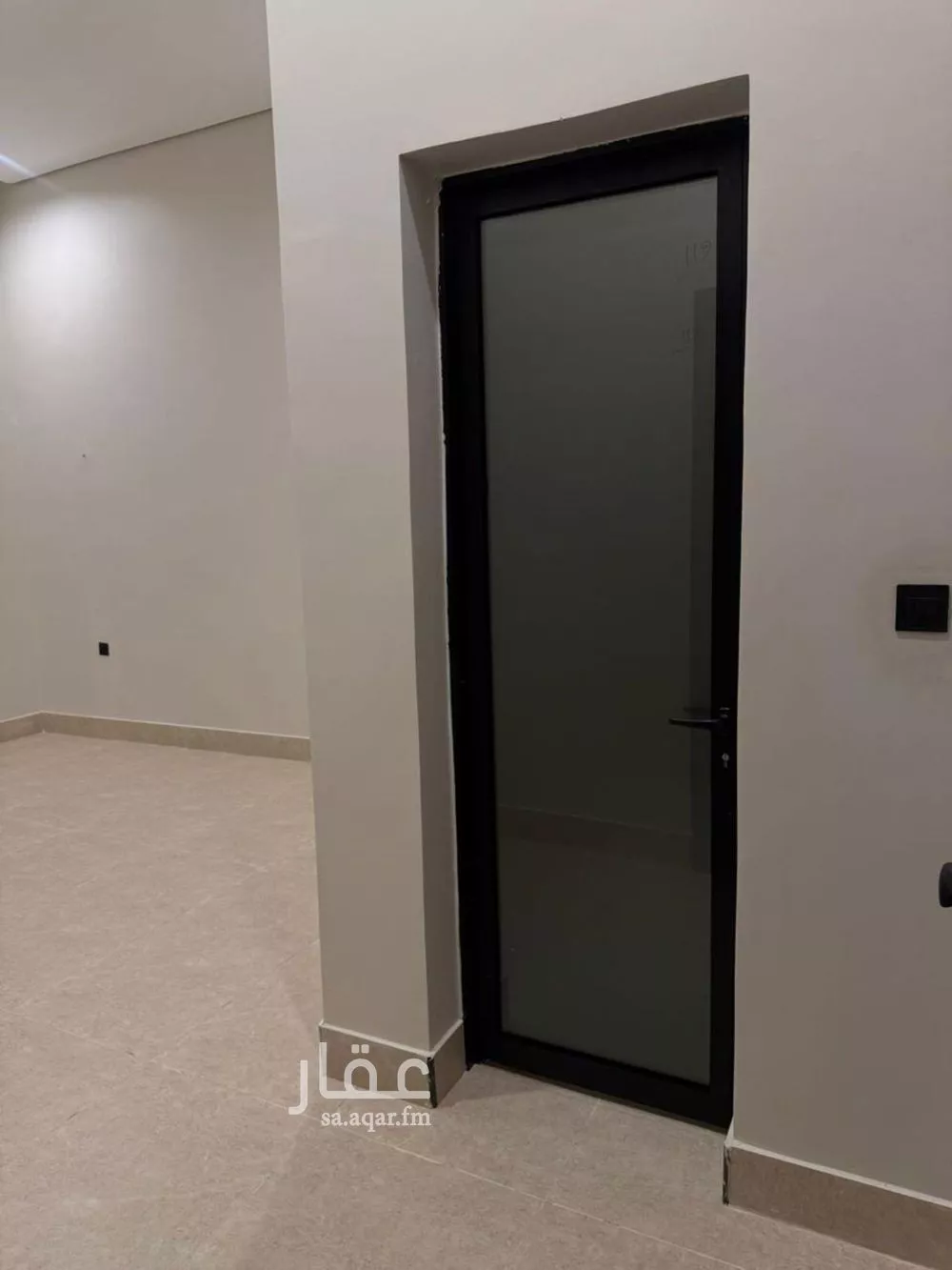 شقة 3 غرف في الحمرا 2