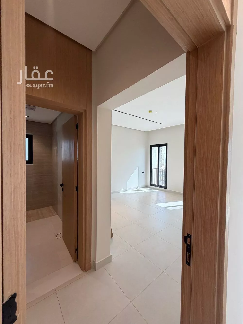 شقة 3 غرف في الحمرا 2