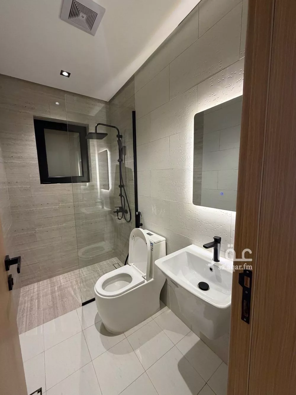 شقة 3 غرف في الحمرا 3