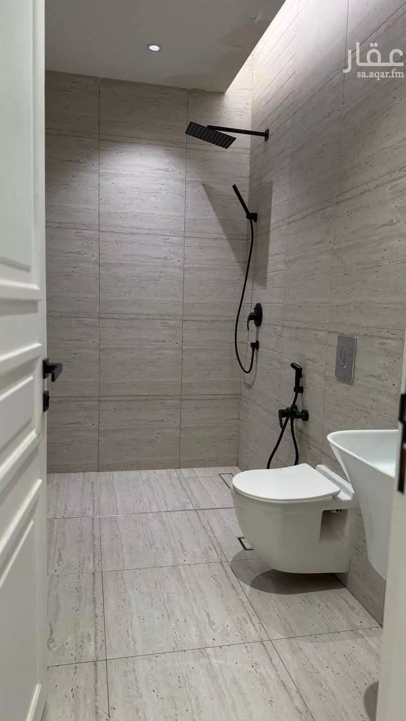 شقة 3 غرف في العارض 2