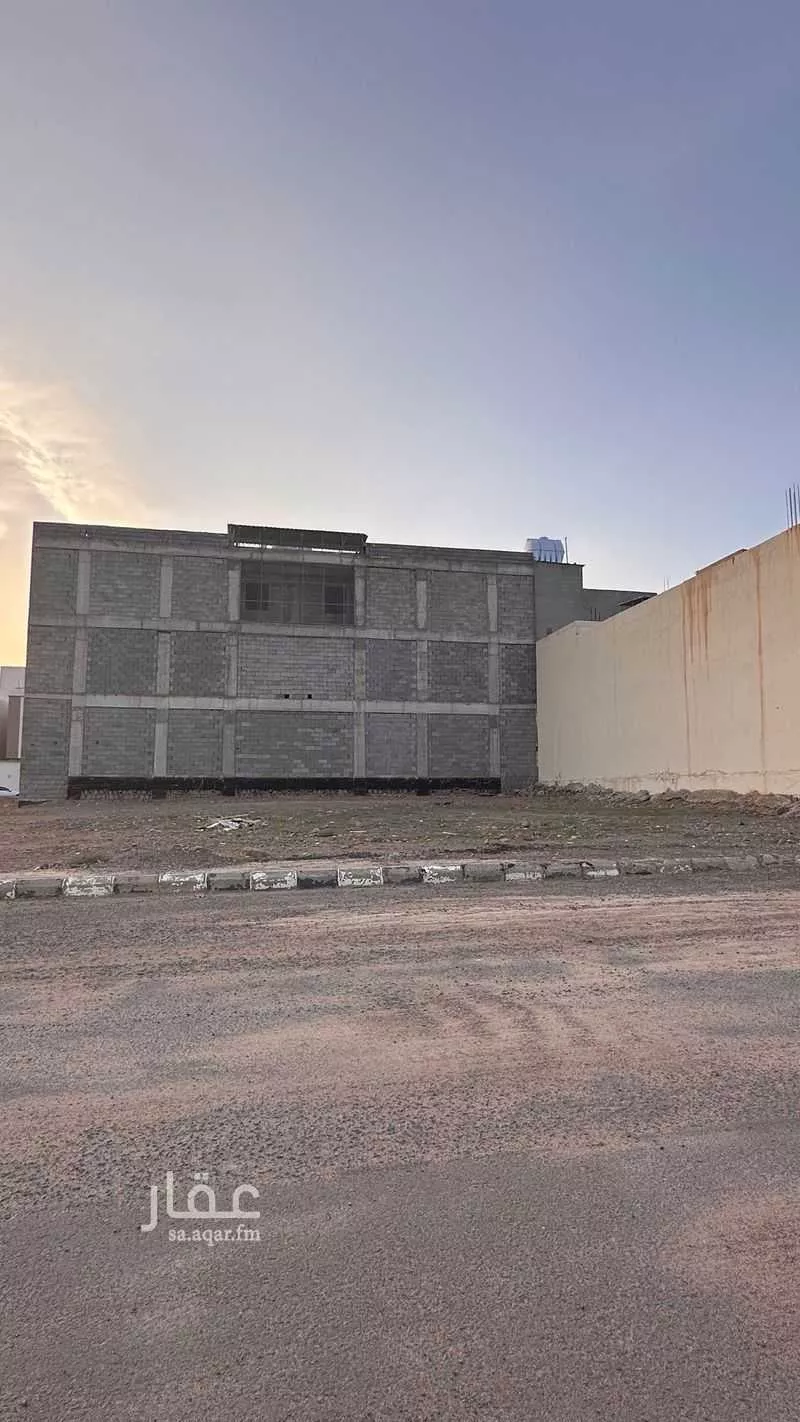 أرض 600 م² في قلعة مخيط