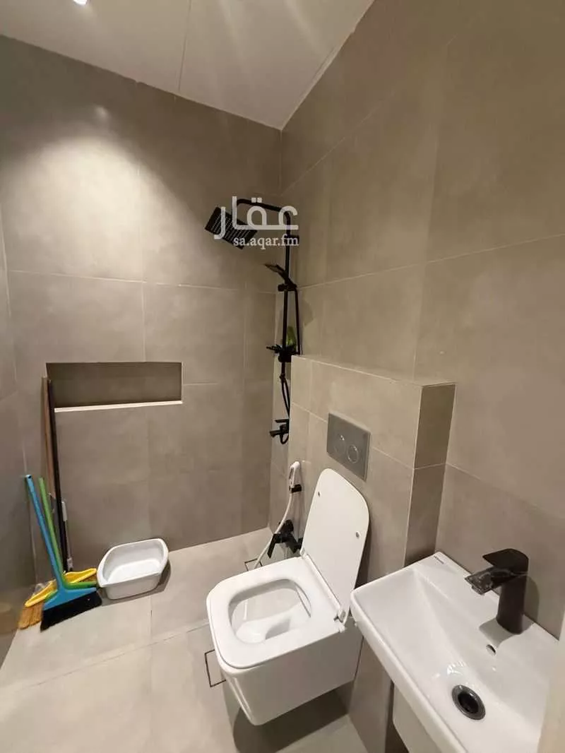 5 bedroom floor in Al Maseef 3