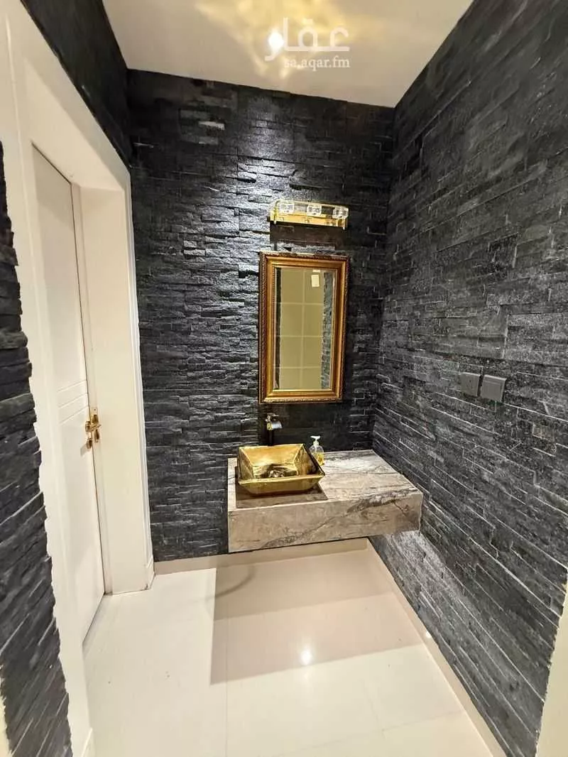 3 bedroom apartment in Al Malqa 2