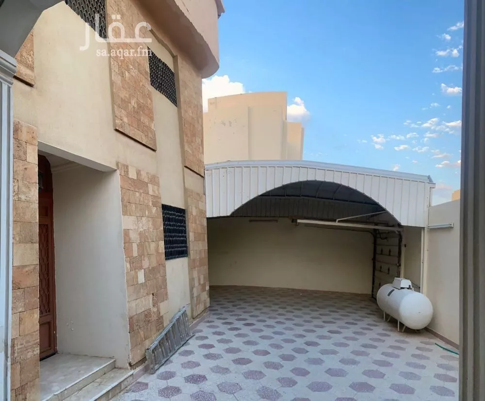 فيلا 18 غرف في السويدي 5