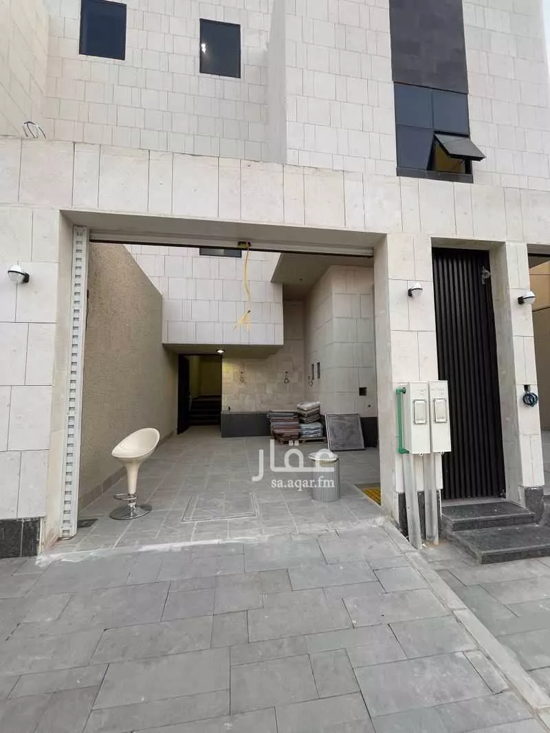 6 bedroom floor in Al Zahrah 2