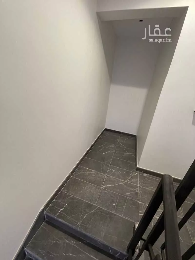 6 bedroom floor in Al Zahrah 5