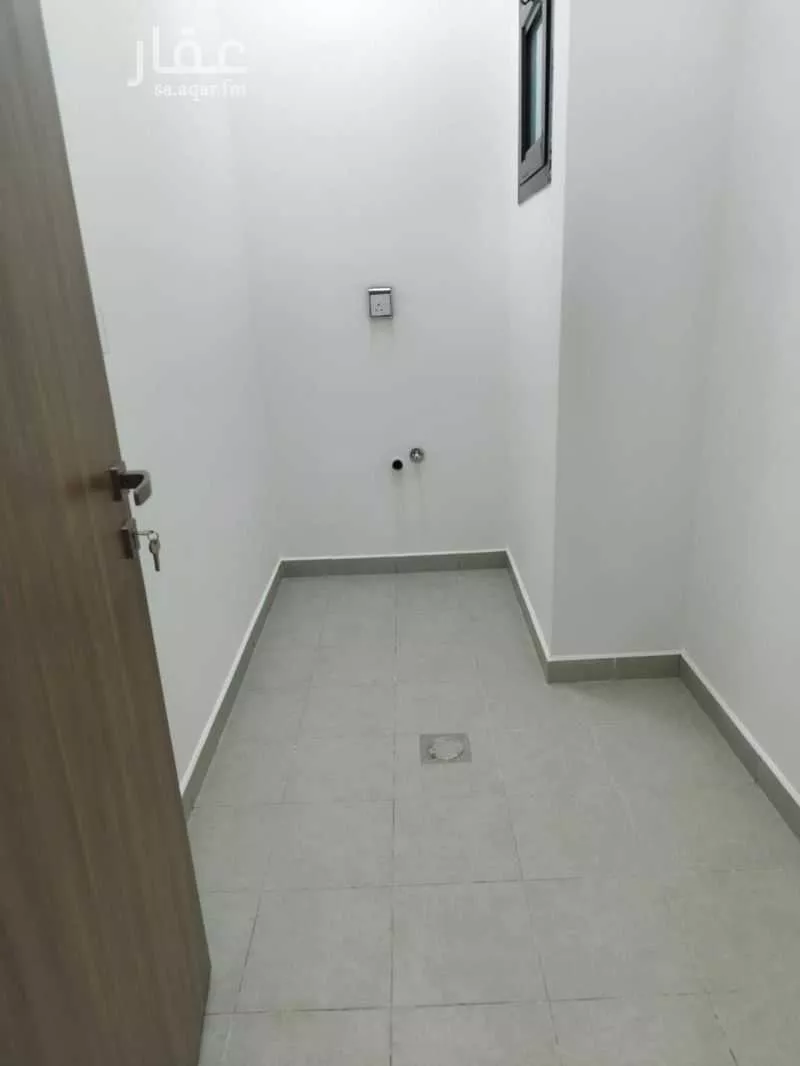 4 bedroom villa in Namar, Riyadh 8