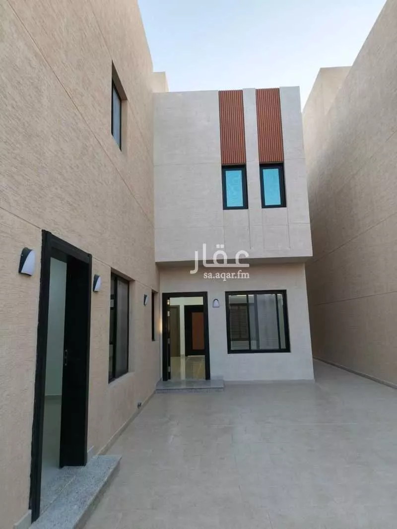 4 bedroom villa in Namar, Riyadh 14