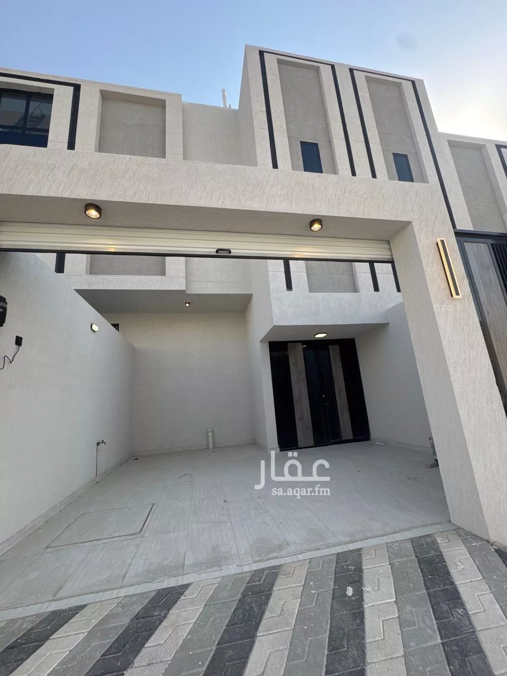 7 bedroom apartment in Dahiat King Fahd 3