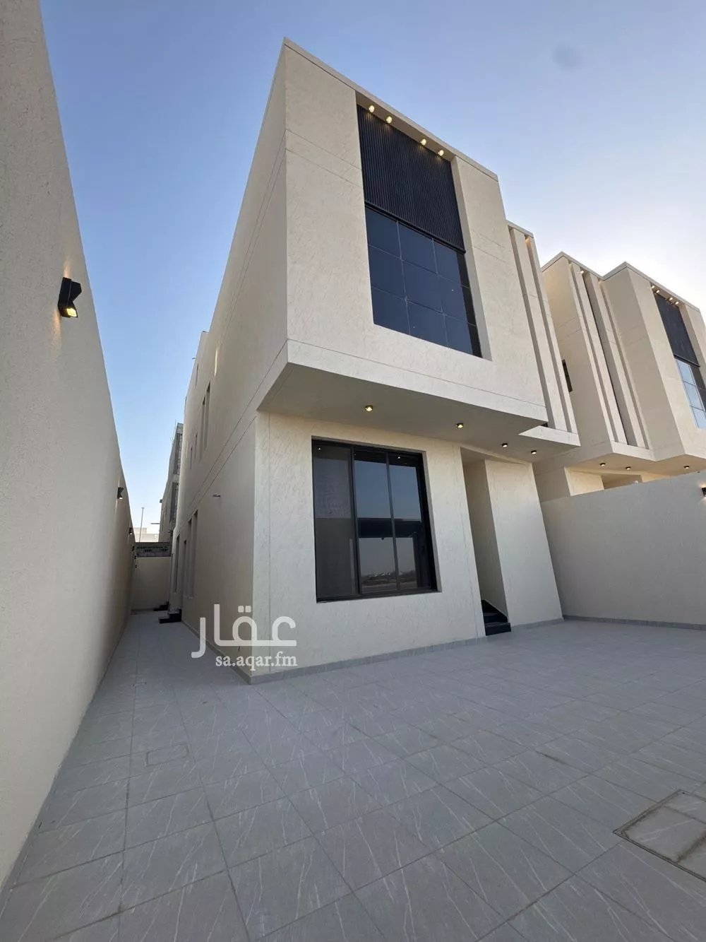 7 bedroom villa in Dahiat King Fahd 4