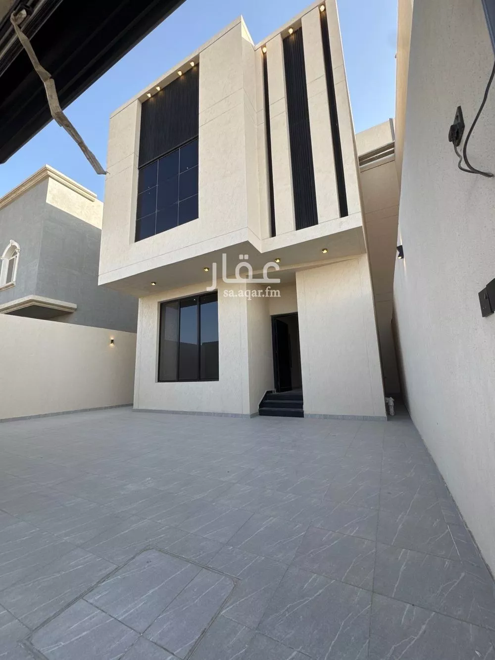 7 bedroom villa in Dahiat King Fahd 3