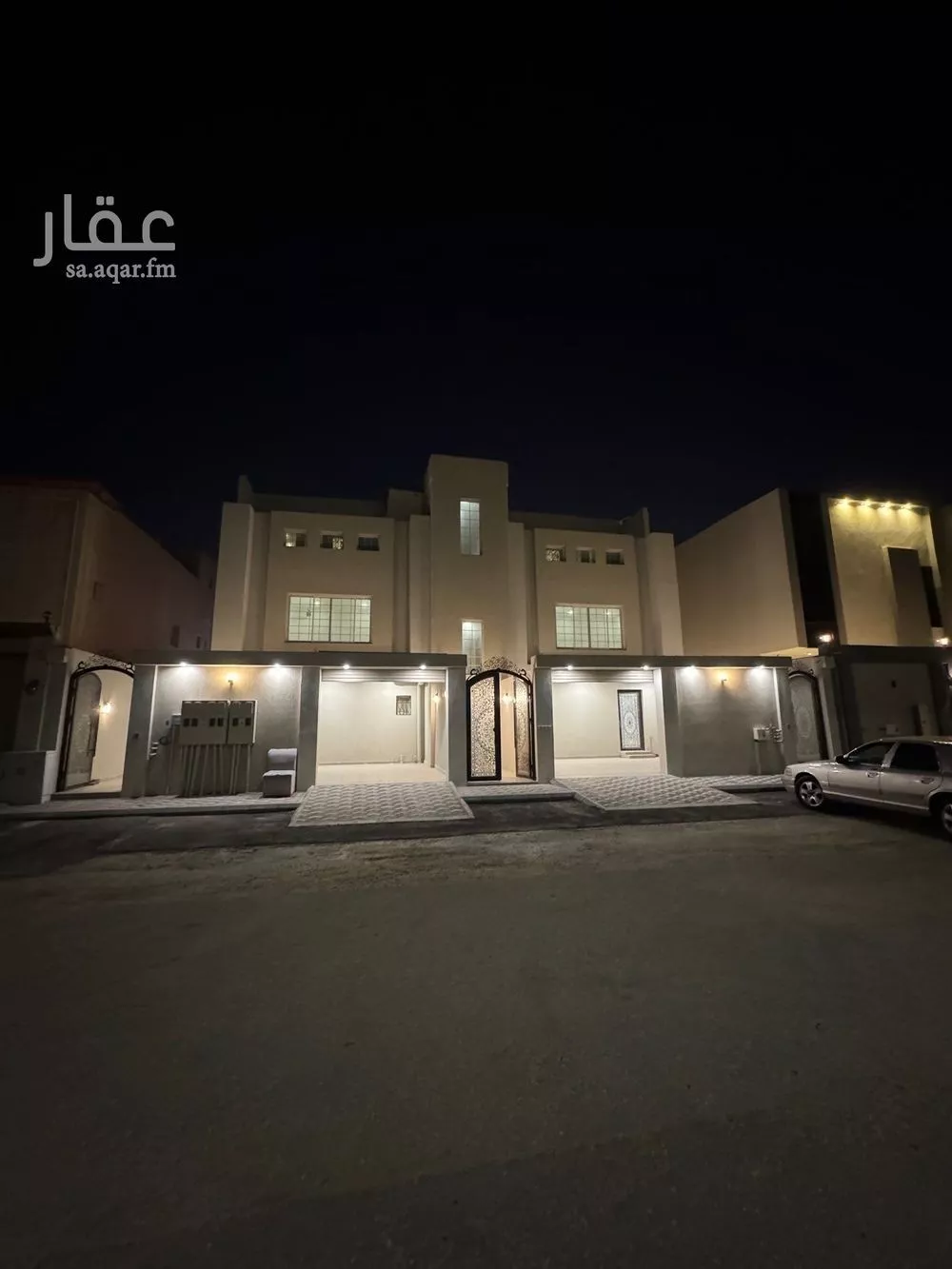 500 sqm building in Dahiat King Fahd 5