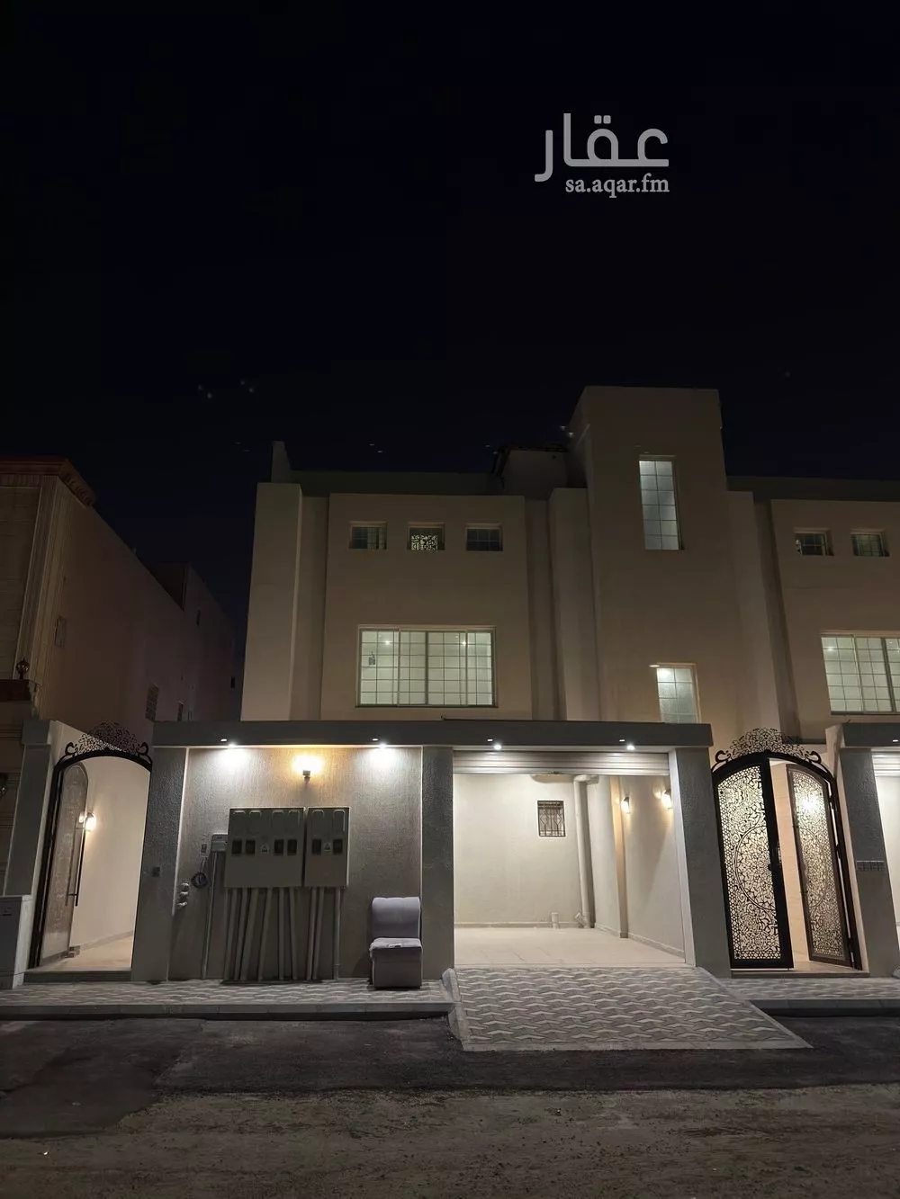 500 sqm building in Dahiat King Fahd 2