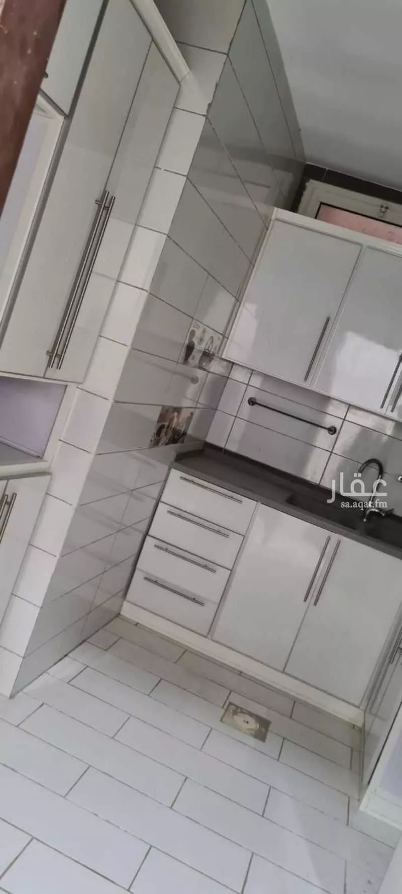 عمارة 600 م² في الصوارى 2