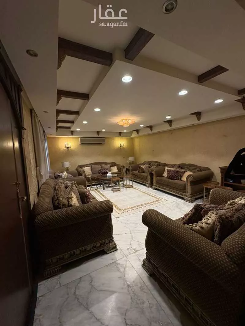 فيلا 7 غرف في النفل 2