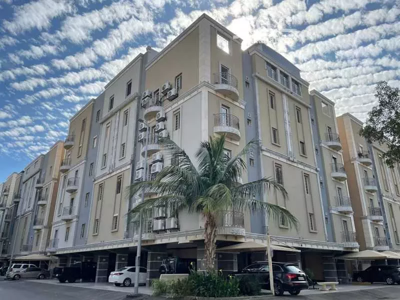 شقة 5 غرف في السلامة 5