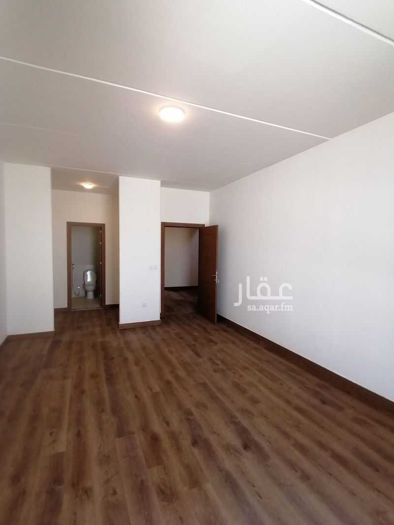 5 bedroom villa in Khuzam, Riyadh 17