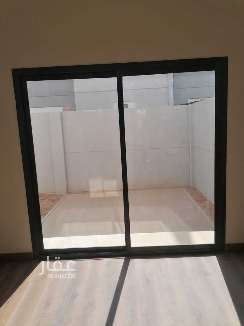 5 bedroom villa in Khuzam, Riyadh 9