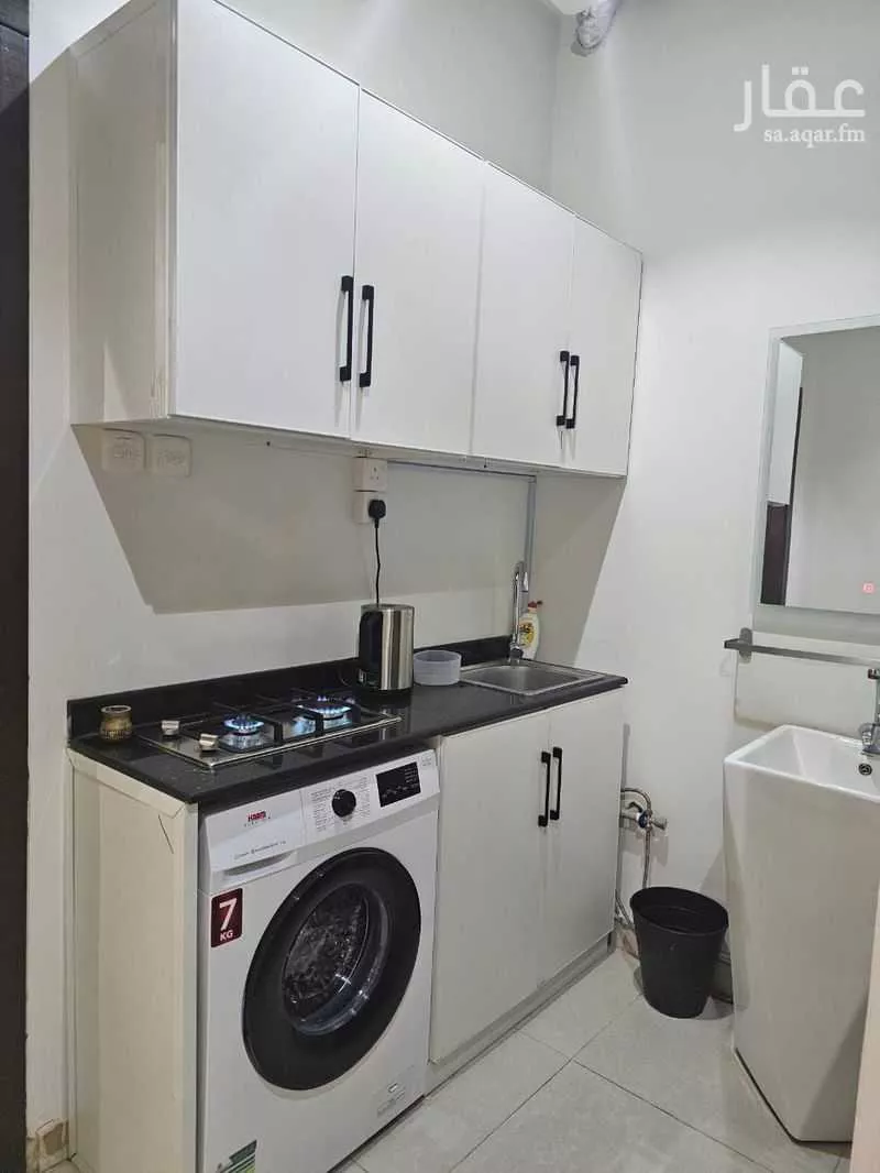 1 bedroom floor in Al Munsiyah 5