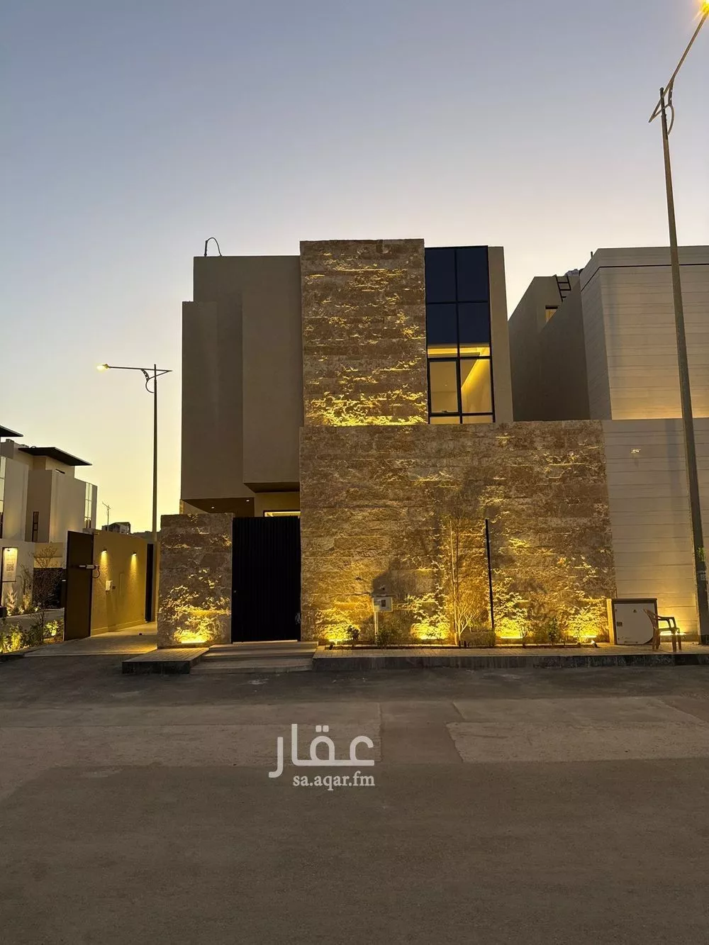 5 bedroom villa in Al Narjis 2