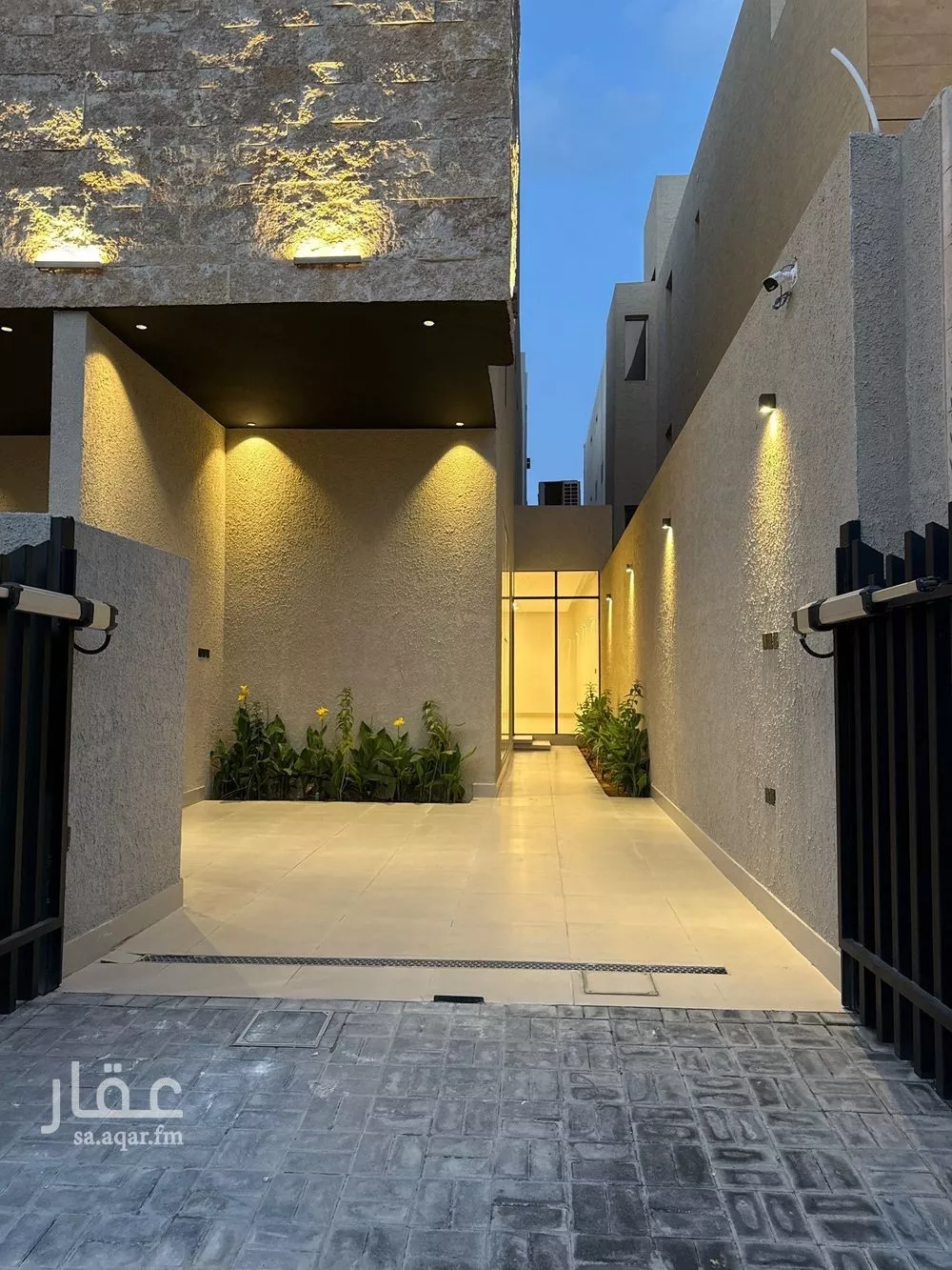 فيلا 5 غرف في النرجس 3