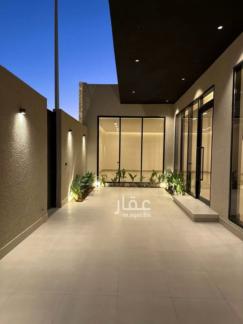 5 bedroom villa in Al Narjis 5