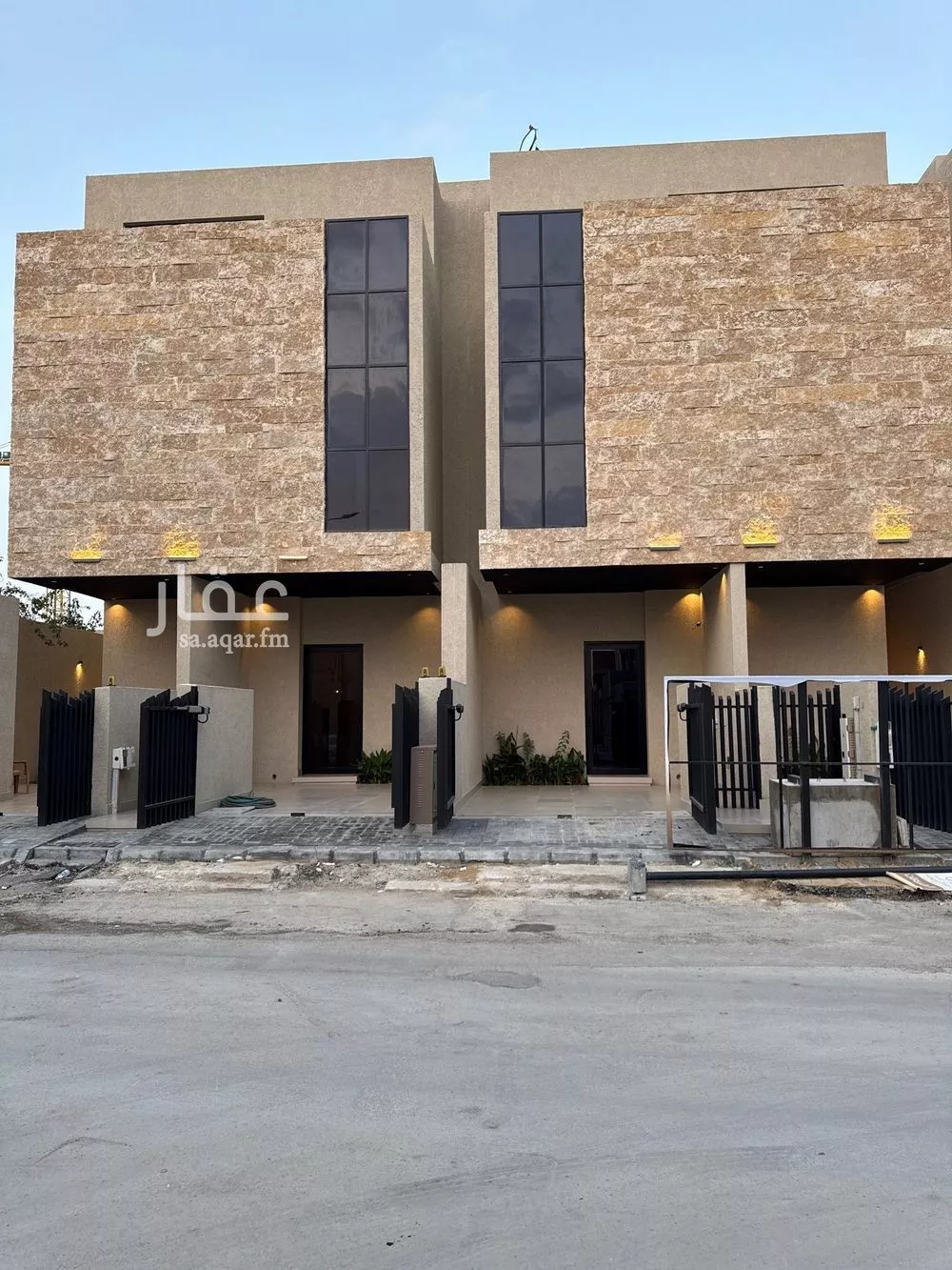 فيلا 5 غرف في النرجس 3